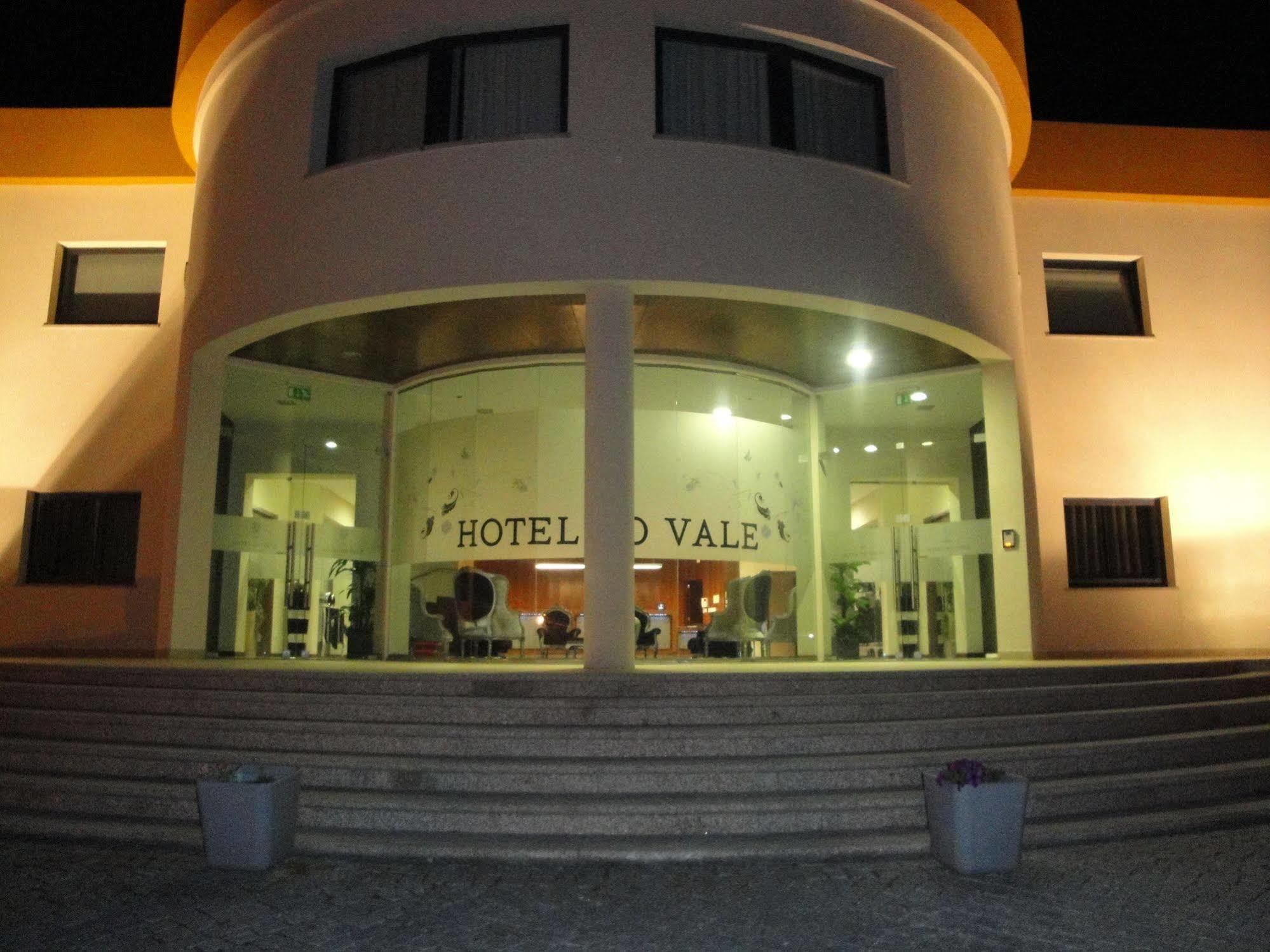 Hotel Do Vale Aguiar da Beira Dış mekan fotoğraf
