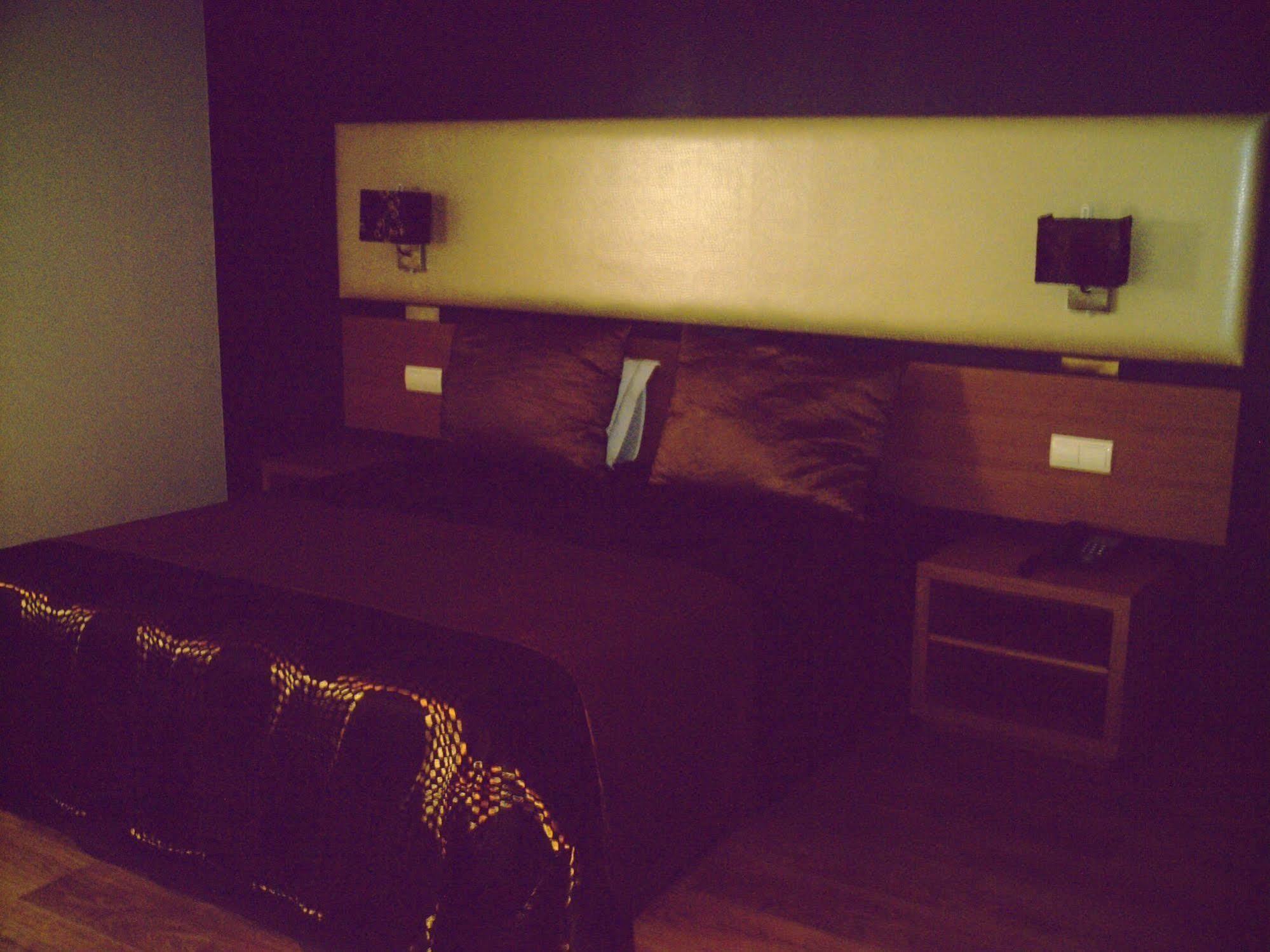 Hotel Do Vale Aguiar da Beira Dış mekan fotoğraf