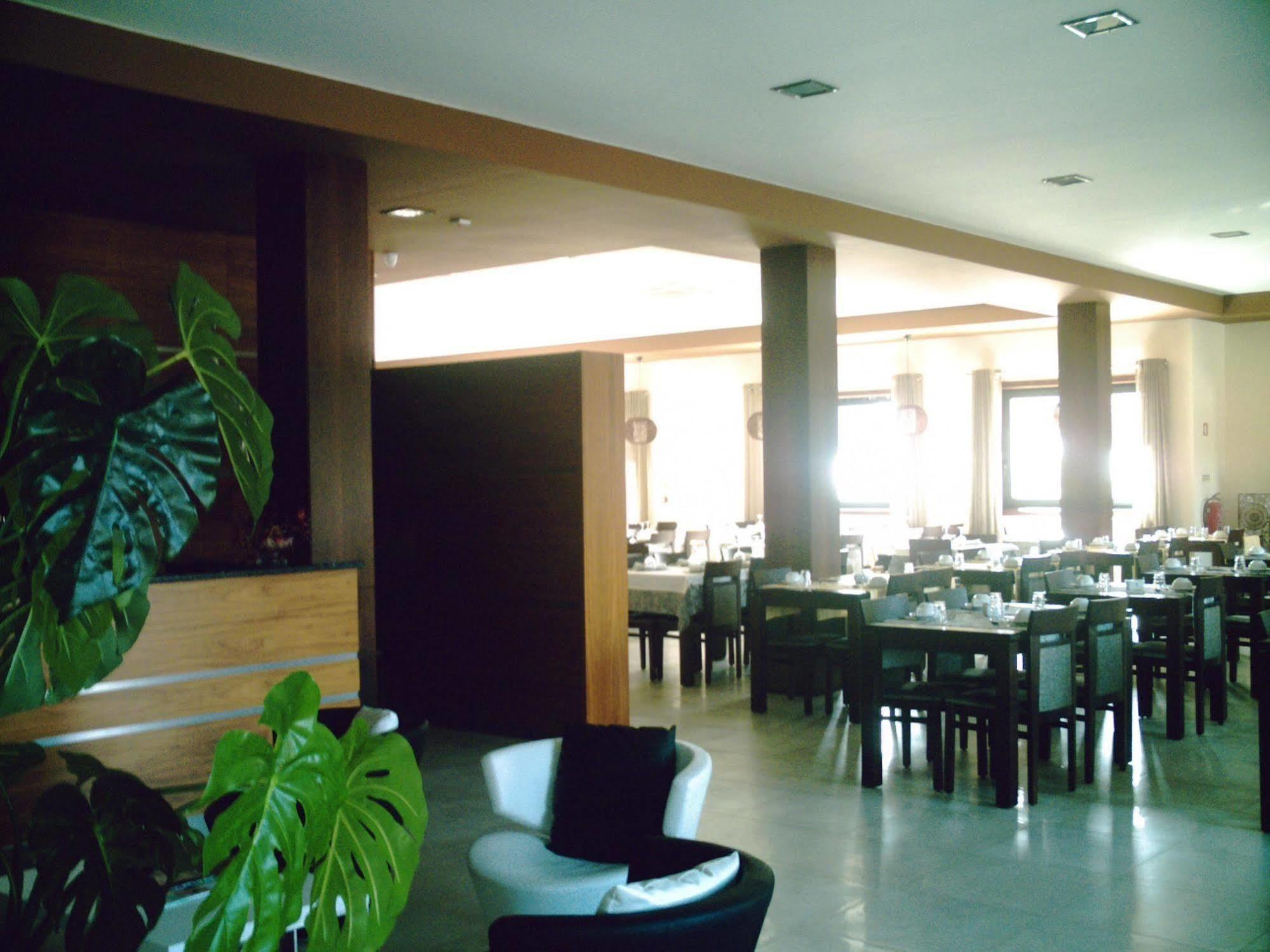 Hotel Do Vale Aguiar da Beira Dış mekan fotoğraf